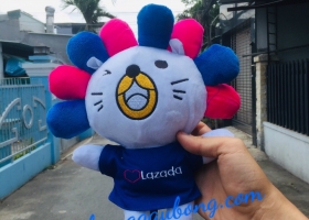 Cuahanggaubong.com thực hiện sản xuất 300 chiếc gấu bông mang thương hiệu Lazada
